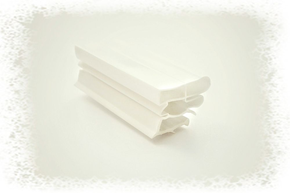 Уплотнительный профиль_012 (тип ПС) для холодильного оборудования.