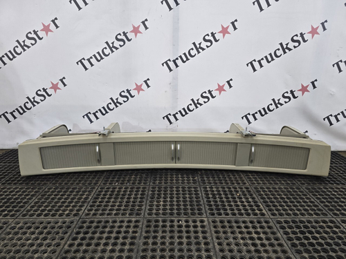 Консоль салона кабины задняя