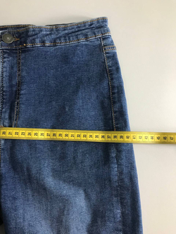 Шорты Stradivarius удлиненные, маркировка 38, визуально на 44 размер