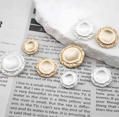 Пуговица 70091