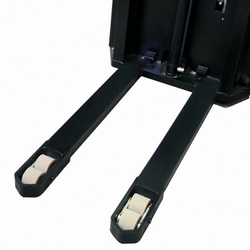 Штабелер электрический самоходный ES-15-15 ES (г/п 1.5 т, 3.6 м) SMART 64-0026