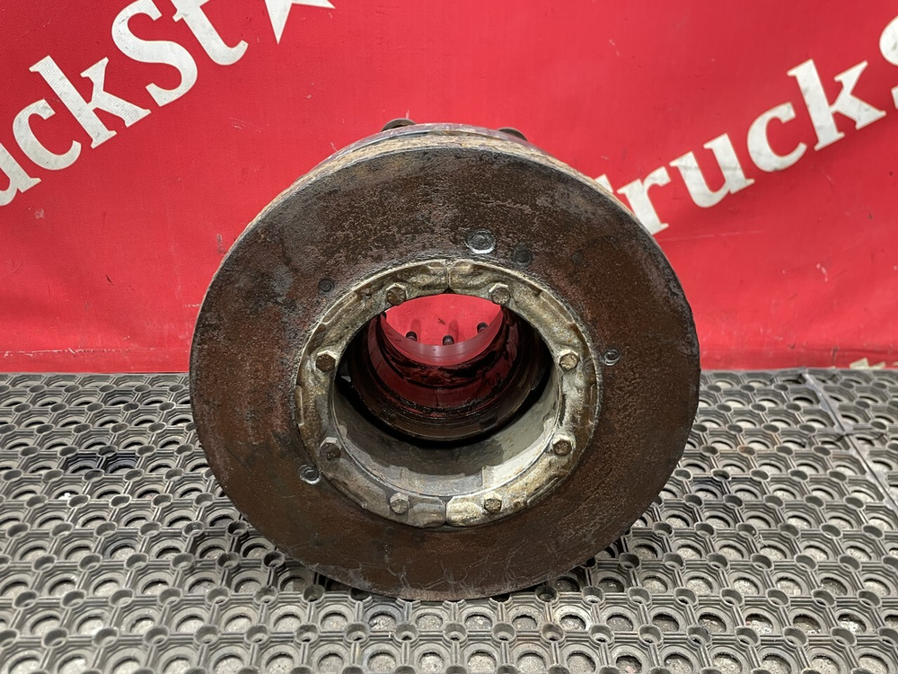 Корпус ступицы вспомогательного моста 2018г.