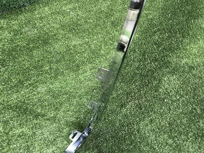 Молдинг решетки радиатора Mini Countryman F60 (2016-2020)