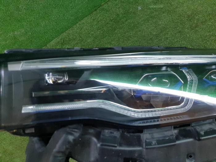 Фара левая BMW X7 G07 (2019-2022) Laser Light
