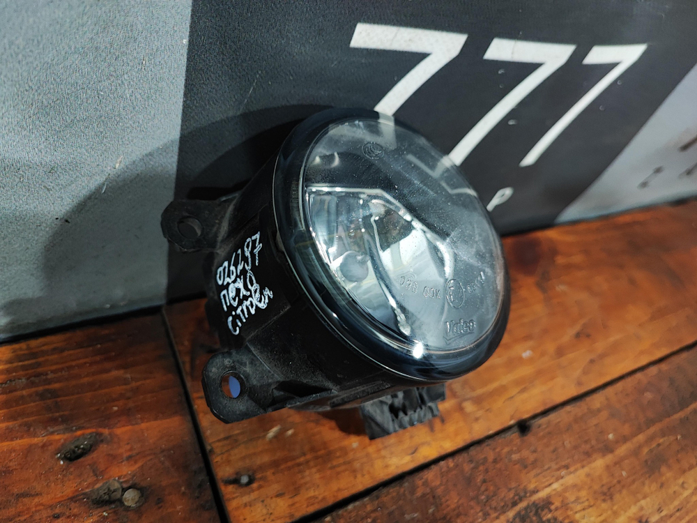 ПТФ передняя C4 2, DS4, Berlingo 2 (B9), 301, 308 2 Б/У Оригинал 9687410080