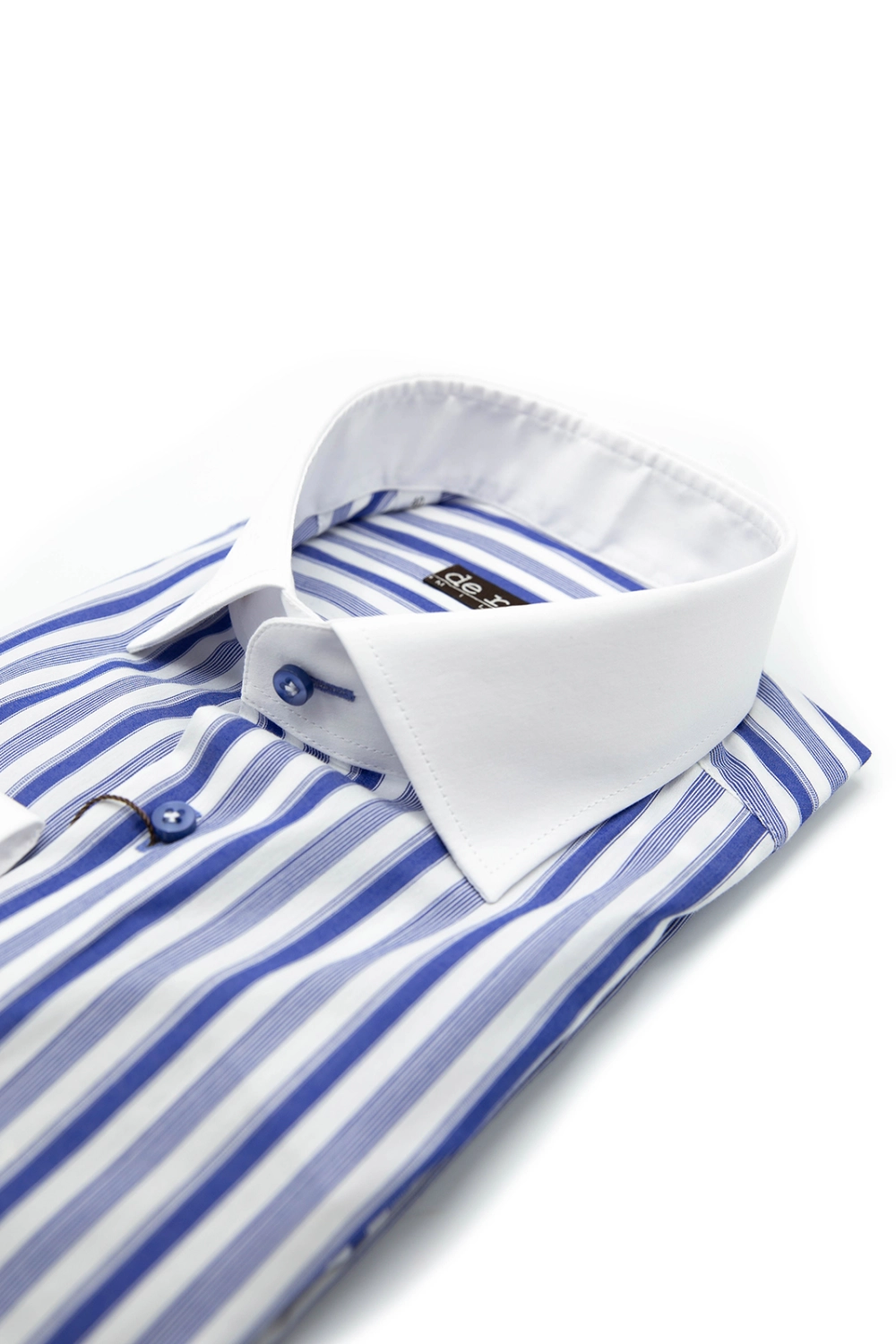 Рубашка в полоску с контрастным деталями