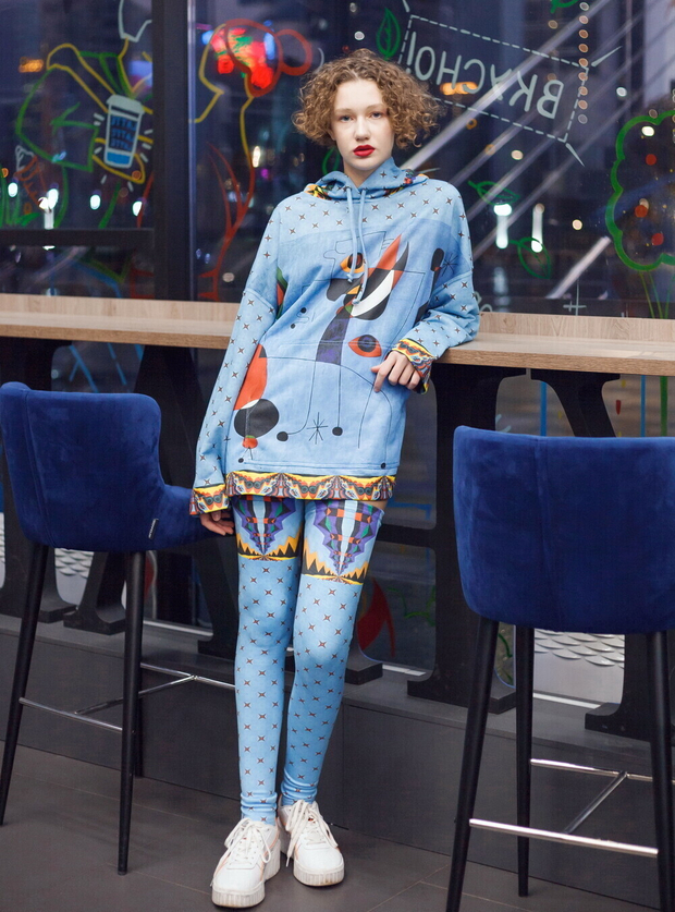 Комплект (худи и гетры) "Миро", по мотивам абстрактной живописи Жоан Миро