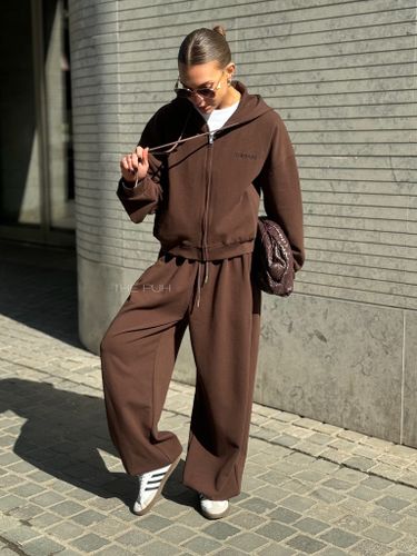 Шоколадный хлопковый спортивный костюм