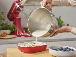 KitchenAid Керамическое блюдо 26x15,5x6,5 см + крышка Империя красный