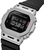 Мужские наручные часы Casio G-Shock GM-5600M-1