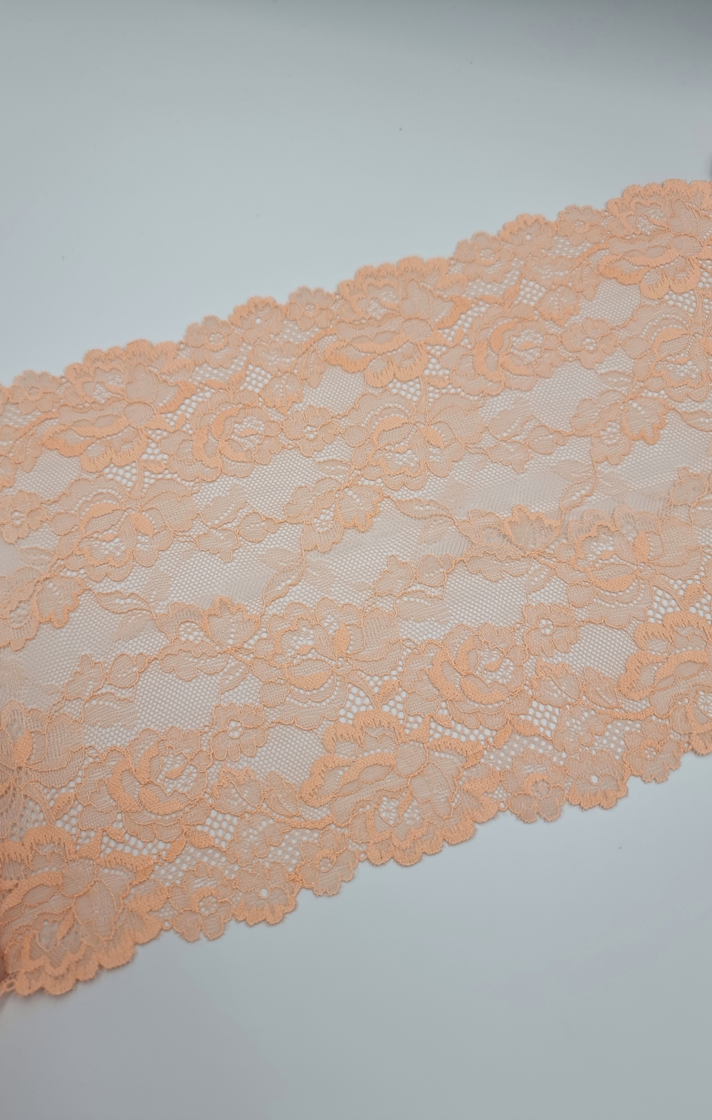 Кружево эластичное оранжевое КС45 (23 см)