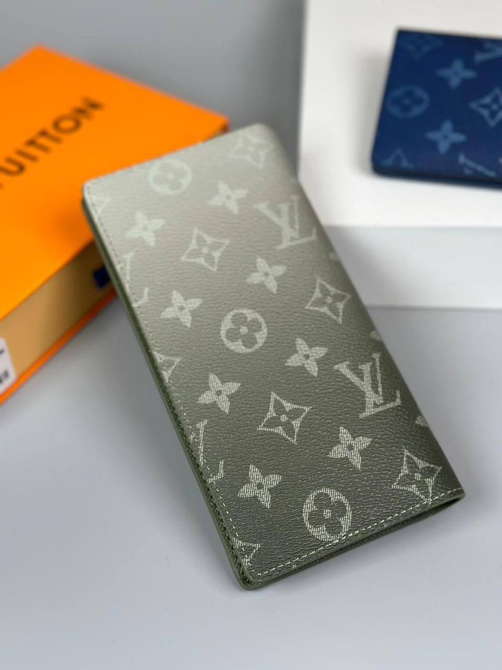 Кошелек Louis Vuitton