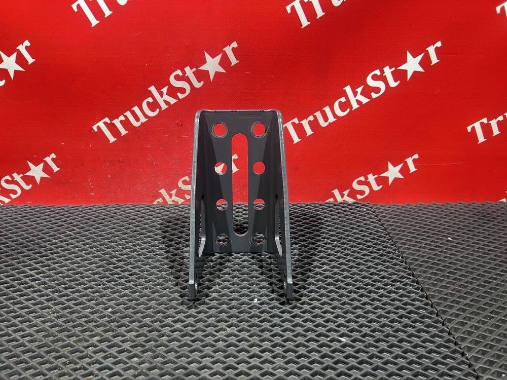 Кронштейн амортизатора заднего 2021 г