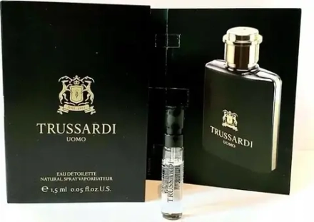Универсальный аромат для мужчин Trussardi Uomo Eau De Toilette 50 мл + ключница