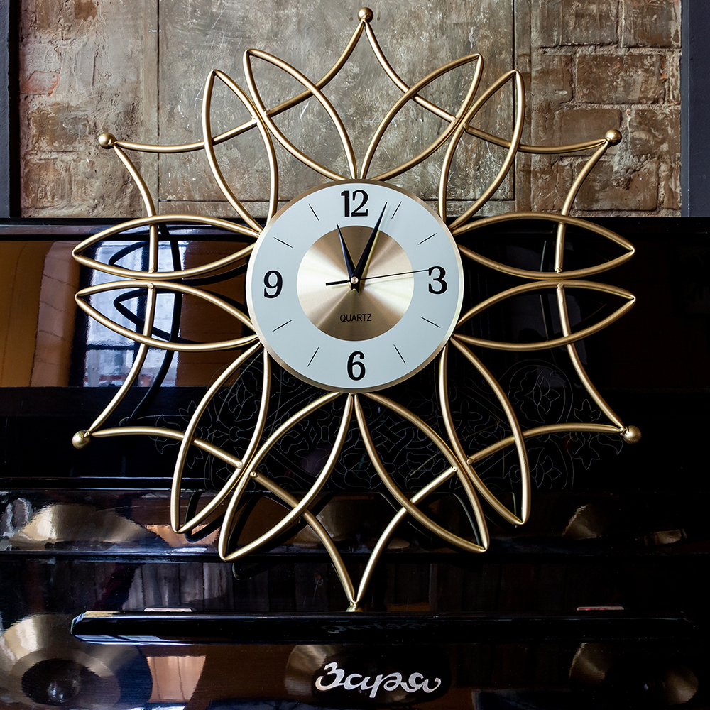 Часы настенные Объект мечты Жаклин