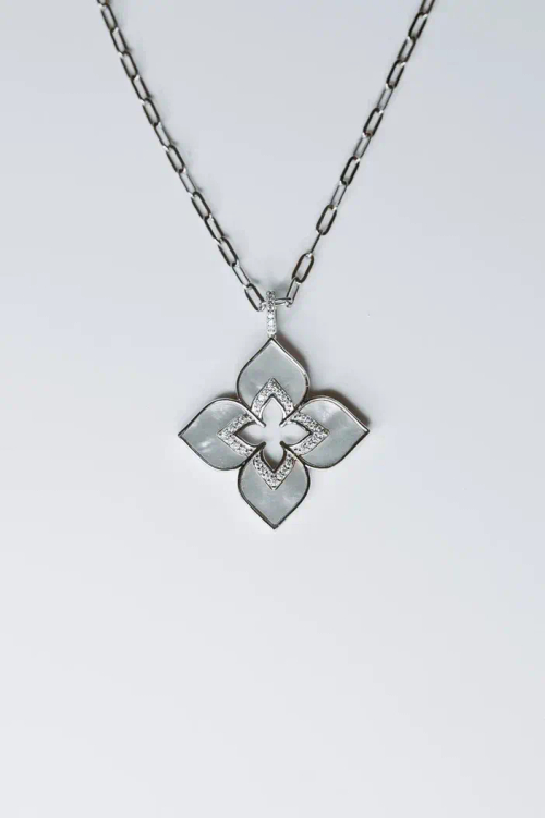 Колье "TRUE FLOWERS" на цепи с перламутром