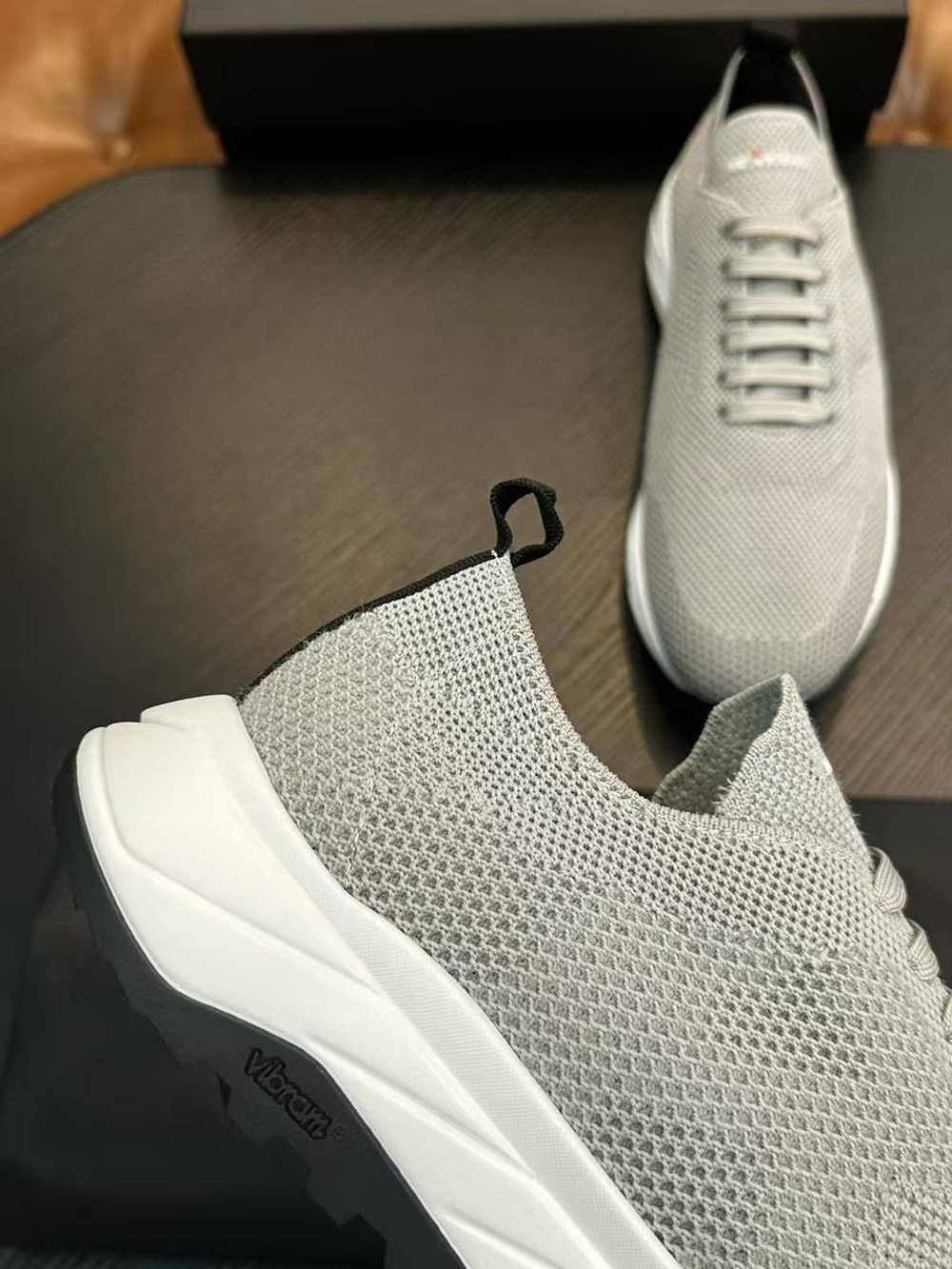 Кроссовки Kiton