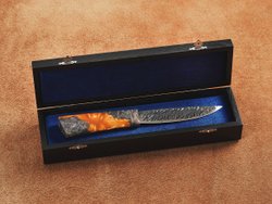 Якутский нож "Амга", сталь Х12МФ, рукоять пепельная стабилизированная карельская береза / акрил янтарь