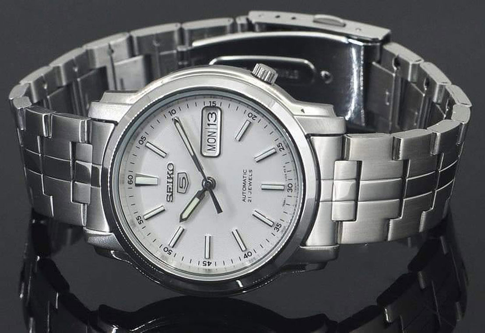 Мужские наручные часы Seiko SNKL75K1