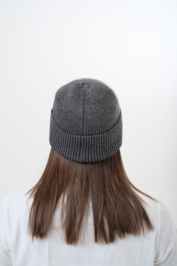 Шапка Modern Short Beanie Серая - фото 8