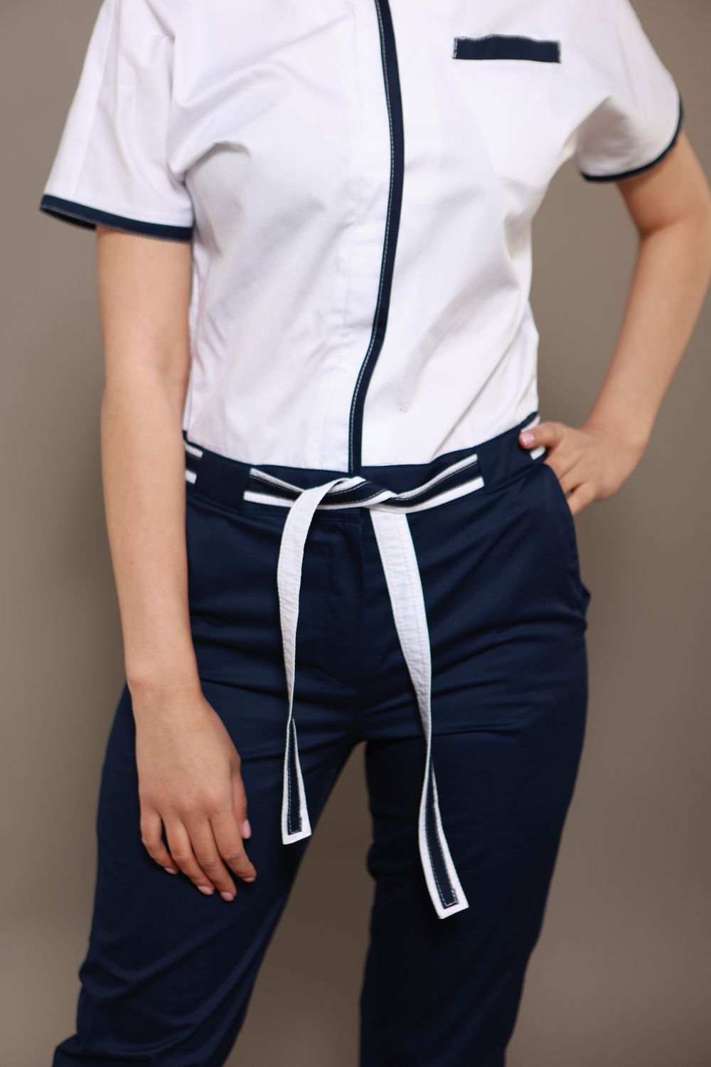 Комбинезон женский белый