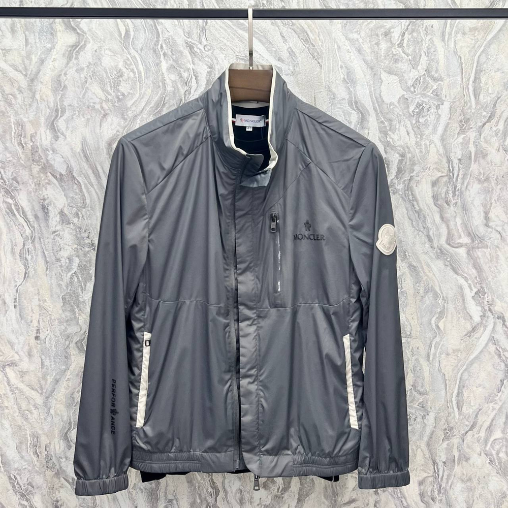 Ветровка Moncler