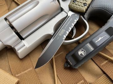 Автоматический нож Microtech MT_121-2FRGTODS Ultratech S/E, рук-ть алюм./зелен. G10 Frag Patter, клинок 1/2 серрей