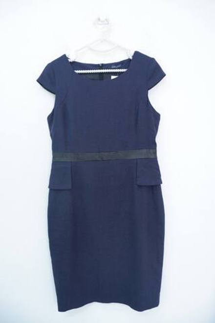 Платье Cum Laudy офисное 44 размер