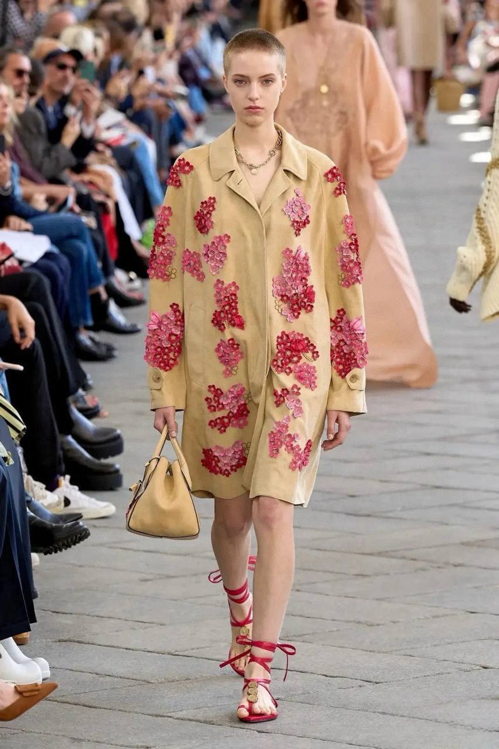 Плащ Ermanno Scervino