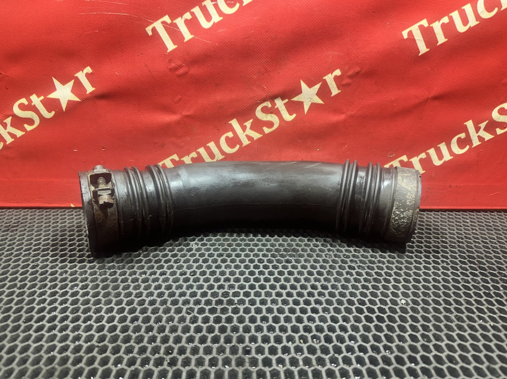 Патрубок интеркулера