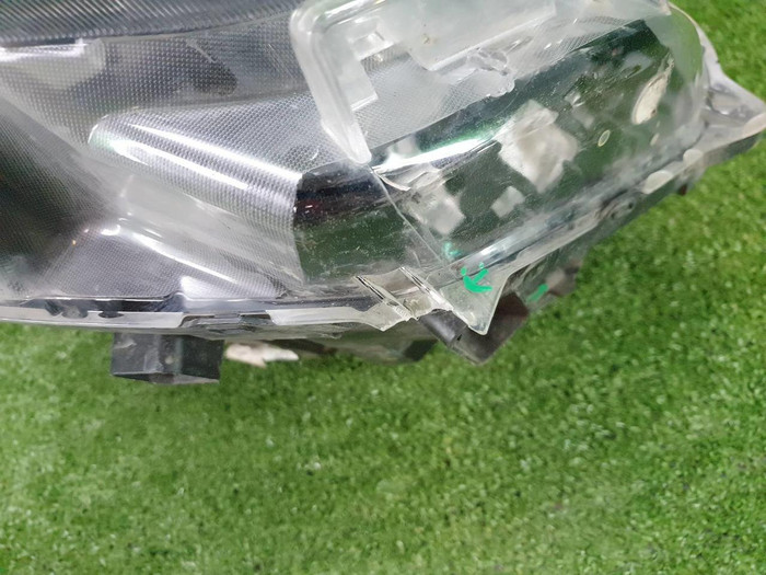 Фара левая Hyundai Santa Fe 4 TM (2018-2021) LED