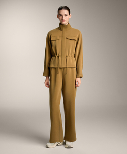 Oysho Укороченная куртка с регулируемой талией из модала с начесом, оливковый