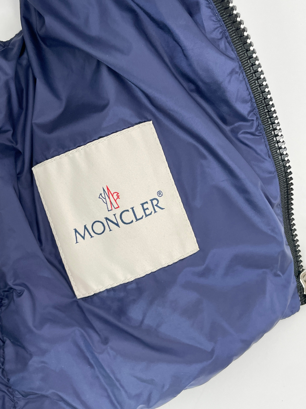 Жилет Moncler