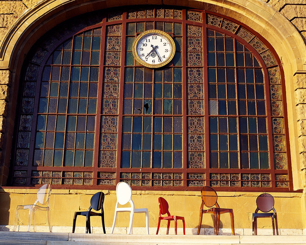 Стул прозрачный Siesta Contract Elizabeth, черный