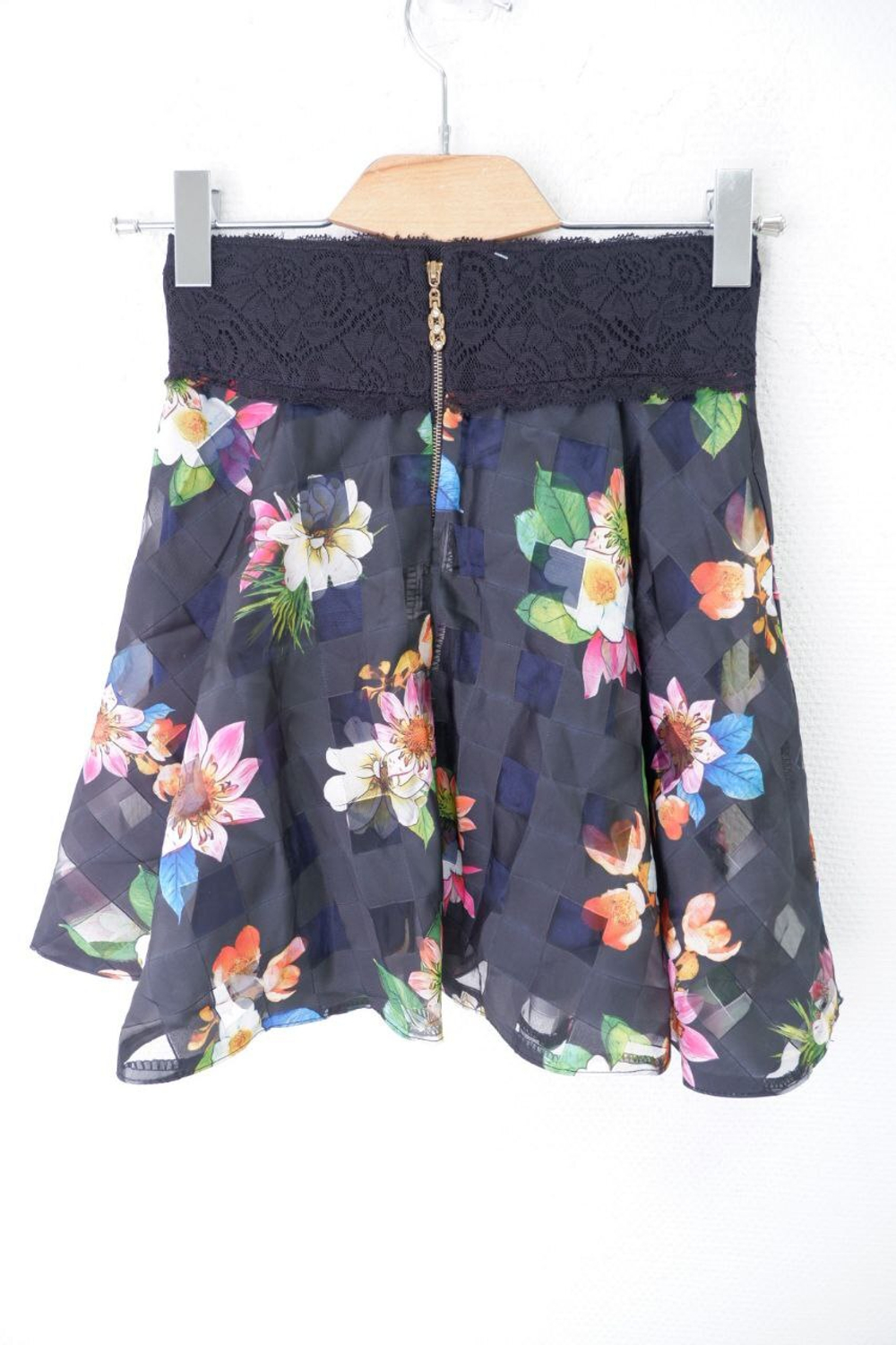 Юбка Jinyihomg красивая 42 размер, новая