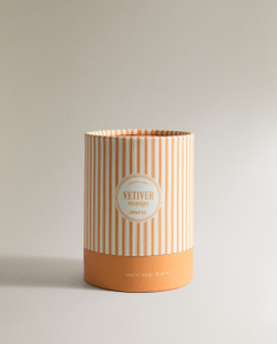 Zara Home Свеча ароматическая Vetiver Mango 300 г, растительный воск, аромат древесный, Коричневый