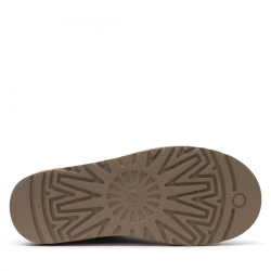 UGG Bailey Button II Sand