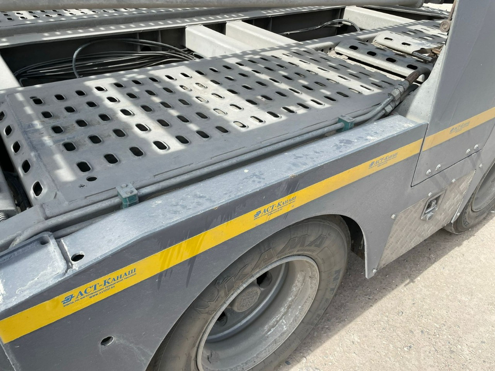 АвтоСпецТехника-Канаш 9492* Полуприцеп автовоз 949223