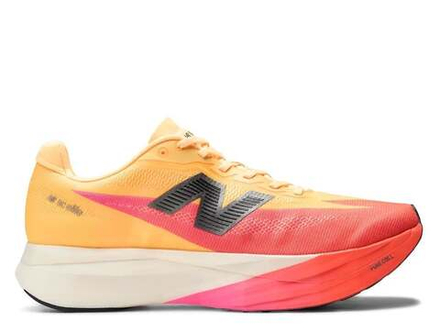 Кроссовки для бега мужские New Balance Fuelcell SuperComp Elite v5 M Оранжево-Розовые