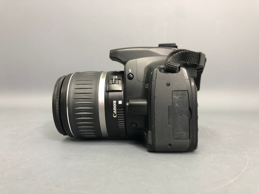 Canon EOS 400D + kit EF-S 18-55mm 3.5-5.6 ll