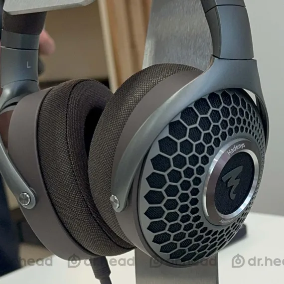 Focal Hadenys