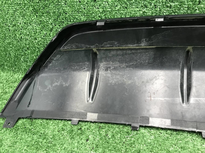 Юбка заднего бампера Hongqi HS5 (2023-н.в.)