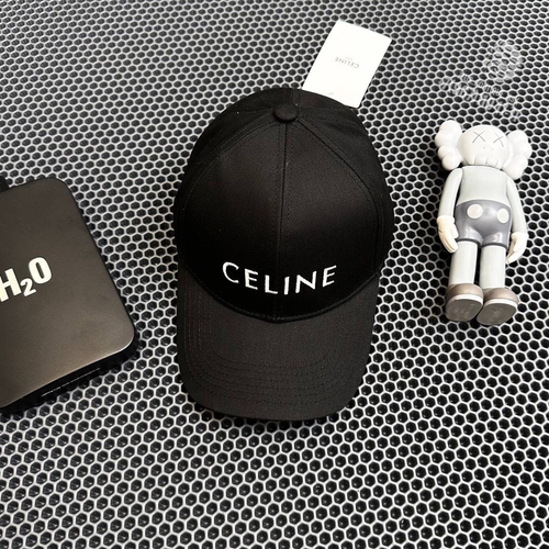 Бейсболка Celine