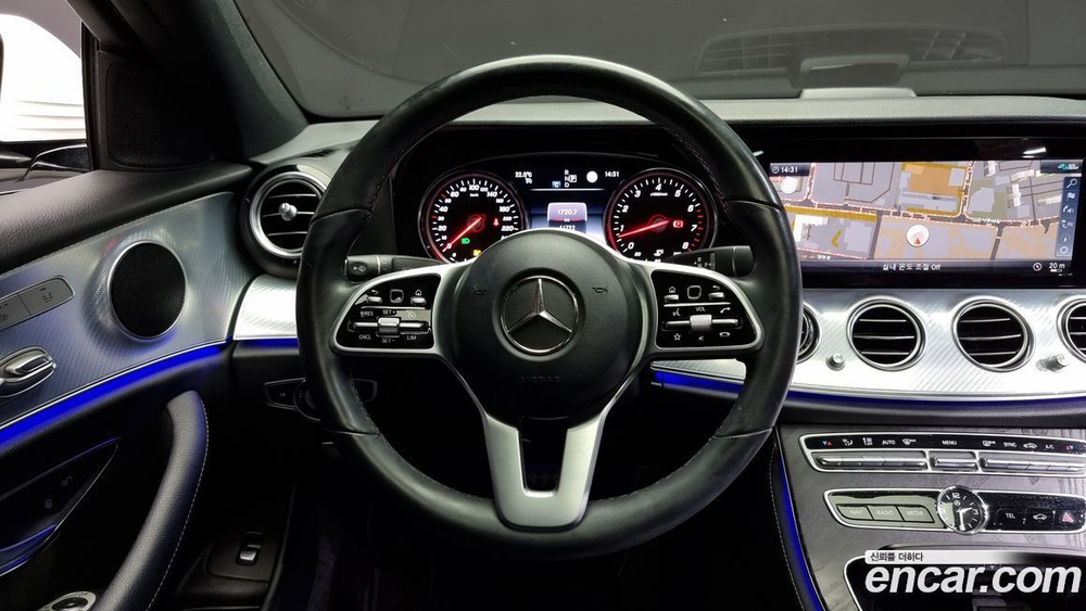 Mercedes-Benz E-Class W213 E250 Avangarde (05.2020)