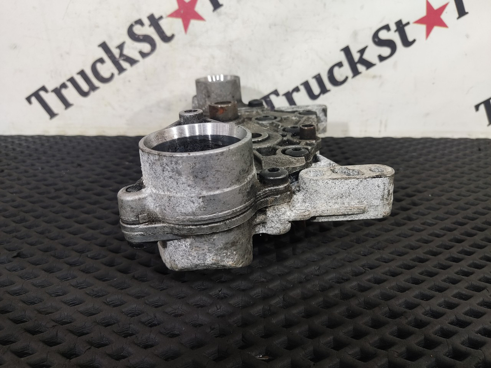 Насос масляный