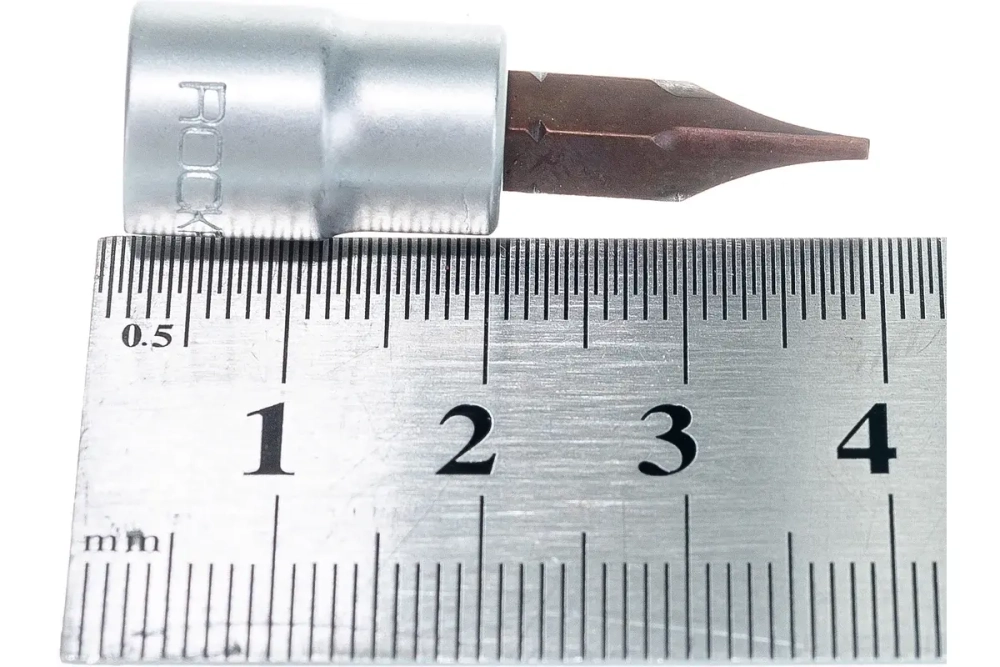 Головка-бита шлицевая SL 6.5мм, 1/4" ROCKFORCE RF-32332065PR