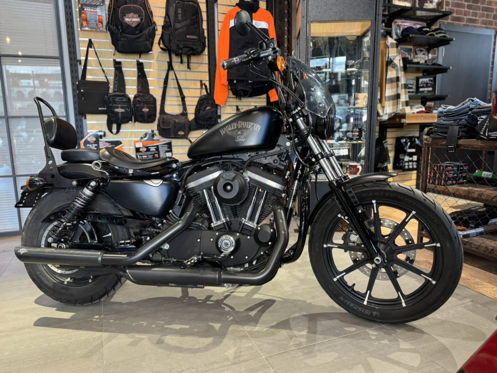 Harley-Davidson Sportster 883