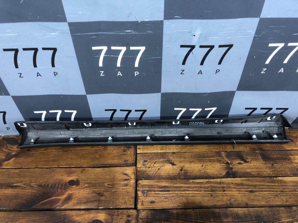 Накладка двери передней левой Lexus NX 1 14-21 Б/У Оригинал 7573478010