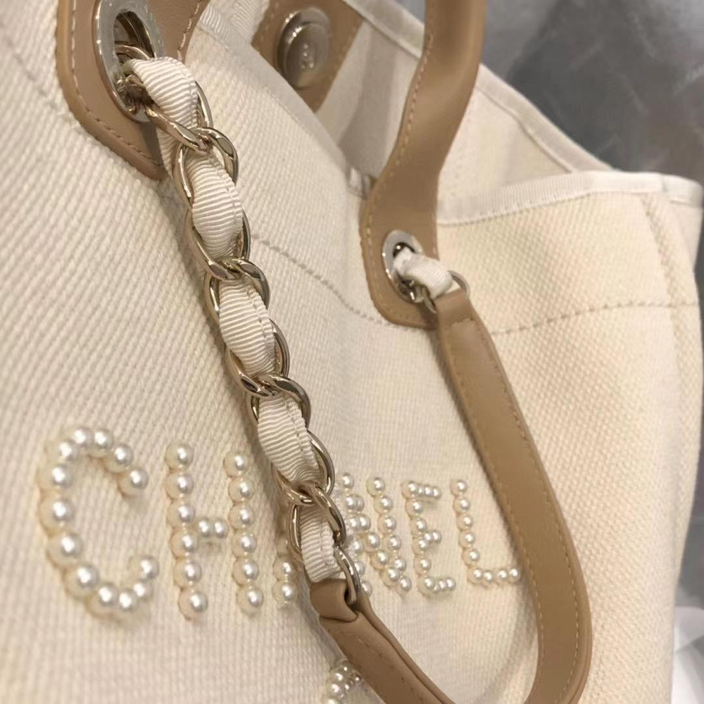 Chanel Shopping Bag