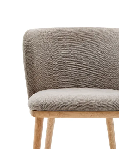 Стул Ciselia, коричневый шенилл, ножки из массива ясеня